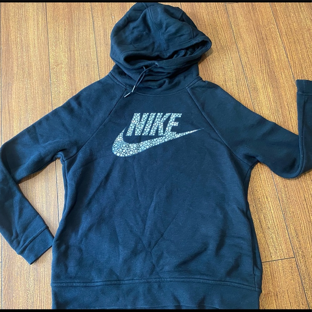 Nike Rally hoodie Funnel Neck Black Small